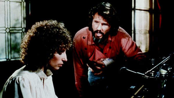 A Star Is Born (1976) - Frank Pierson | Synopsis, Characteristics